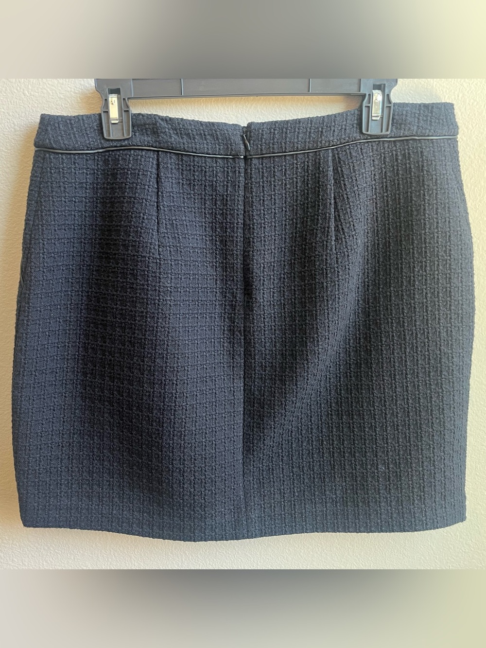 NWOT Uniform Boot Skirt Button-Front Black Skirt by WHBM • Size 10 - Picture 5 of 9